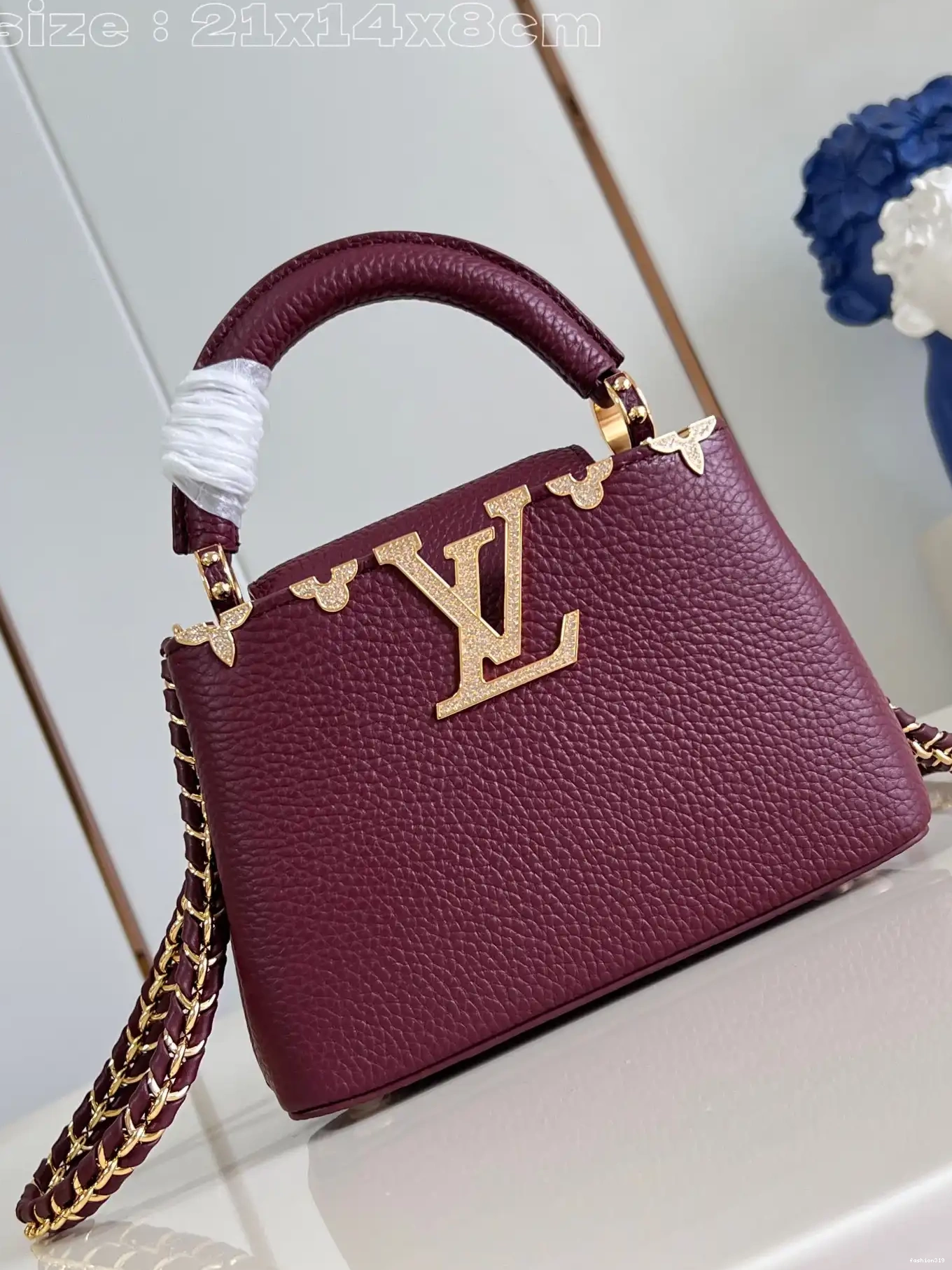 VUITTON LOUIS CAPUCINES MINI-21*14*8CM 0426